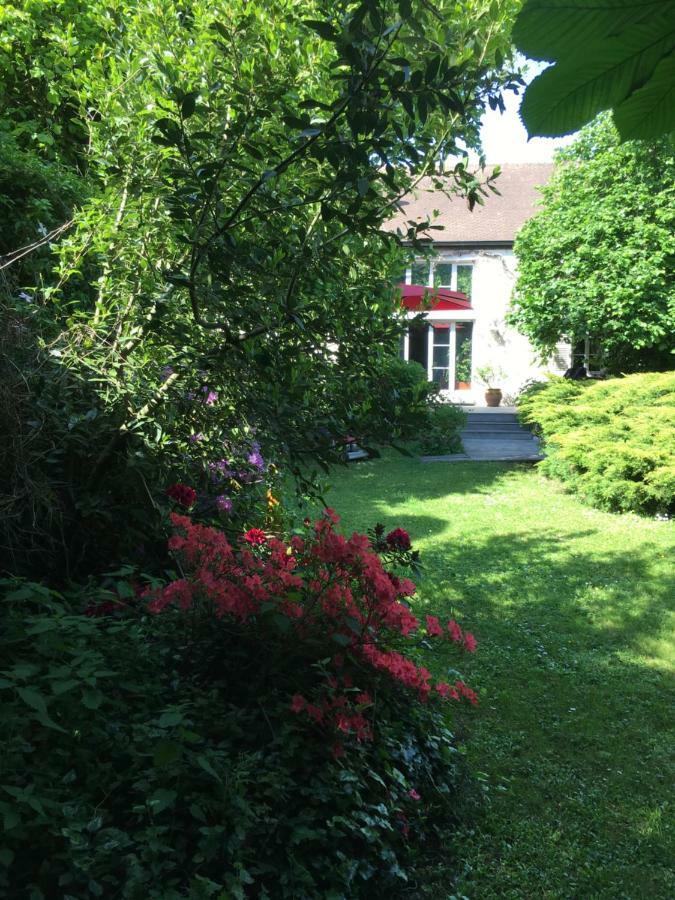 Chambres D Hotes Chez Francoise Et Michel Piscine 4 Chambres 8 Lits Chaumes-en-Brie Exterior photo