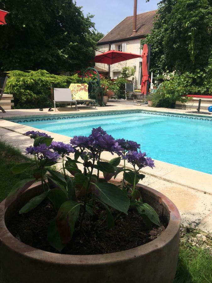 Chambres D Hotes Chez Francoise Et Michel Piscine 4 Chambres 8 Lits Chaumes-en-Brie Exterior photo